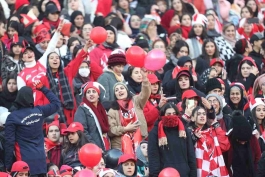 هواداران زن پرسپولیس- ورزشگاه آزادی- لیگ برتر ایران