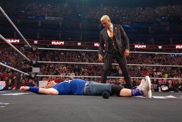 ستارگان WWE در شوی کشتی کج اسمکدان قبل از رسلمنیا