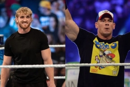 لوگان پال، ستاره کشتی کج و یوتیوبر در کنار جان سینا، قهرمان WWE