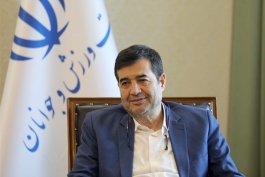 عکس از احمد دنیامالی وزیر ورزش و جوانان ایران