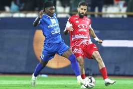 عکس از تیوی بیفوما وینگر استقلال خوزستان در بازی با پرسپولیس