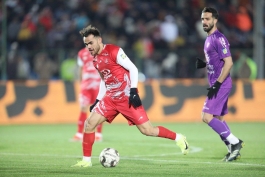 عکس از اوستون اورونوف وینگر ازبکستانی پرسپولیس 