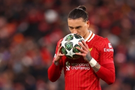 داروین نونیز و ضربه پنالتی در دیدار لیورپول و پاری سن ژرمن 