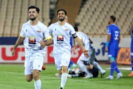 شادی گل پوریا سرآبادانی پس از گلزنی مقابل استقلال