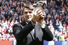 تیم ملی ایتالیا-سری آ ایتالیا-میلان