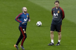 سرمربی تیم ملی اسپانیا - کاپیتان بارسلونا