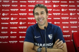 SEVILLA-سویا-سرمربی-اسپانیا
