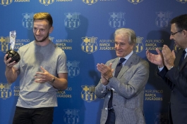 هافبک-کرواسی-بارسلونا-ivan-rakitic