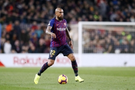 BARCELONA-بارسلونا-هافبک-شیلی-نیوکمپ