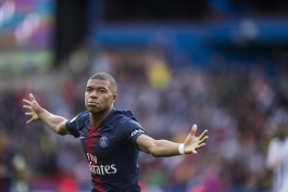 پاری سن ژرمن - فرانسه - Kylian Mbappé