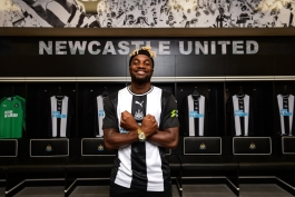 فرانسه-نیوکاسل-لیگ برتر-انگلستان-Newcastle