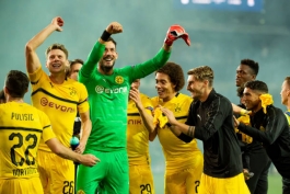 کلوب بروخه - بروسیا دورتموند - مرحله گروهی لیگ قهرمانان اروپا