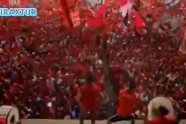 تشویق یعنی این.. تشویق بی نظیر هواداران تیم وداد کازابلانکای مراکش را ببینید