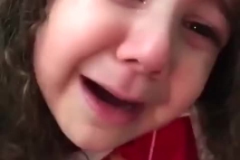 کاش بازیکن های پرسپولیس اندازه این دختر کوچولو غیرت داشتن