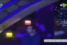 اتفاقی عجیب در صدا و سیما! لب خوانی کردن خواننده و گیر کردن سی دی!!!