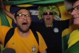 ویدئو طرفداران صنعت نفت آبادان (برزیل سابق) در آستانه بازی با بلژیک . (16 ثانیه)