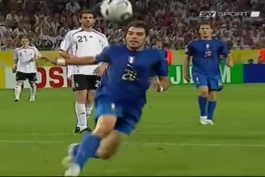 بازی خاطرانگیز آلمان و ایتالیا جام جهانی ۲۰۰۶ ؛ عجب بازی ای؛ فوق العاده بوده این بازی؛ میشه گف از بهترین بازی های ملی ای که دیدم ؛ دوستان خلاصه رو حتمن ببینین تا بفهمین فوتبال ینی چی