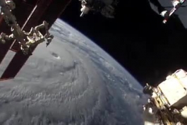 تصویربرداری ایستگاه فضایی بین المللی از طوفانی عظیم در اقیانوس آرام