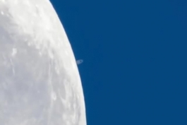 ویدئویی بسیار زیبا از ماه و زحل توسط تلسکوپ