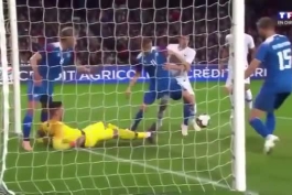 چهار سیو متوالی هوگو لوریس مقابل ایسلند ؛