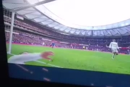 نیم ساعته دارم میخندم😂😂😂