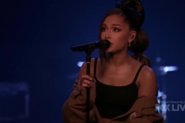 (Ariana Grande - Needy (Live At iHeart Radio 2019