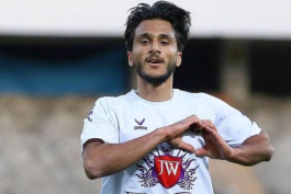 محمدحسین صادقی - پرسپولیس - لیگ برتر فوتبال ایران