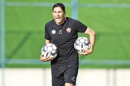 وحید هاشمیان، سرمربی پرسپولیس