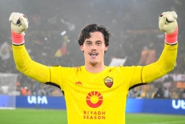 میله اسویلار / دروازه‌بان رم ایتالیا