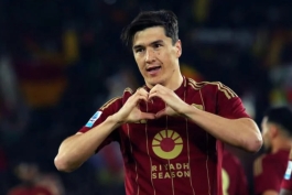 الدور شومورودوف / مهاجم ازبکستانی رم ایتالیا