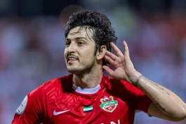 سردار آزمون بازیکن شباب الاهلی امارات