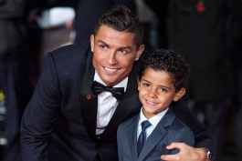 کریستیانو رونالدو و پسرش - کریستیانو رونالدو جونیور 