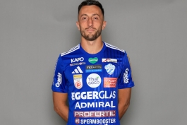 هارتبرگ اتریش - بیشترین اسپانسر روی کیت 