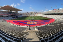 استادیوم مونتجوئیک - استادیوم خانگی موقت بارسلونا 