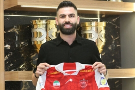 عکس از یاسین سلمانی هافبک جوان پرسپولیس