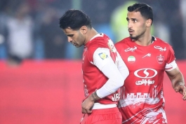 عکس از عیسی آل کثیر و علی علیپور در لباس پرسپولیس