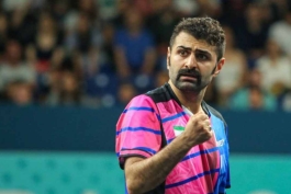 عکس از نوشاد عالمیان تنیسور روی میز ایران