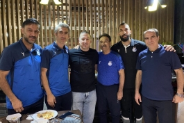 عکس از آندرانیک تیموریان بازیکن سابق تیم ملی در کمپ استقلال