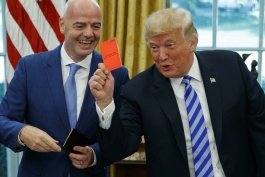 دونالد ترامپ و جانی اینفانتینو، رئیس فیفا