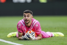 خوان گارسیا در پیراهن اسپانیول