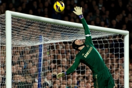 مهار پیتر چک با لباس چلسی