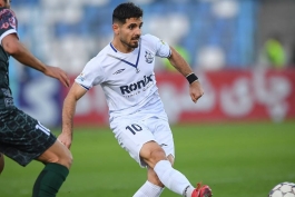 محمد عمری وینگر ملوان بندرانزلی و تیم ملی ایران - بازیکن سابق پرسپولیس - لیگ برتر ایران