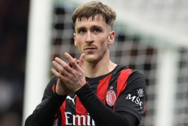 الکسیس سالماکرز در میلان