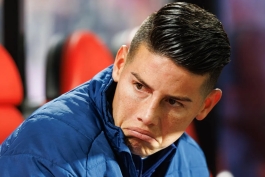 هامس رودریگز بر روی نیمکت کلمبیا