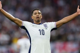 هافبک انگلیس - سه شیرها - بازیکن رئال مادرید