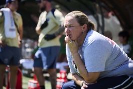 سرمربی فوتبال زنان - لیگ حرفه‌ای فوتبال زنان آمریکا