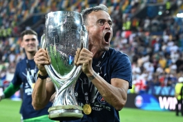 سرمربی پاری سن ژرمن و جام قهرمانی سوپرجام اروپا