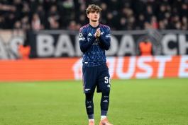 جوان‌ترین بازیکن تاریخ لیگ قهرمانان اروپا - بازیکن آکادمی آرسنال