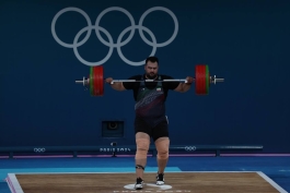 علی داودی - علی داوودی - وزنه برداری قهرمانی جهان