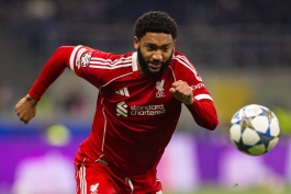 جو گومز، مدافع انگلیسی لیورپول در سال 2025 لیگ قهرمانان بازی مقابل اینتر